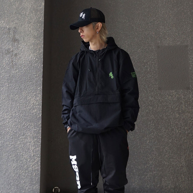 MSGR アウター / BLACK STRIKE POCKETABLE ANORAK