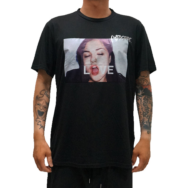 LIMITED GRAPHIC Tシャツ / LOVE