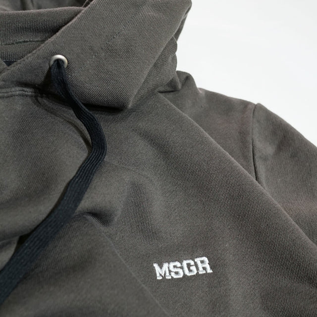 MSGR パーカー / EMBLOID 4CM LOGO STYLISH HOOD